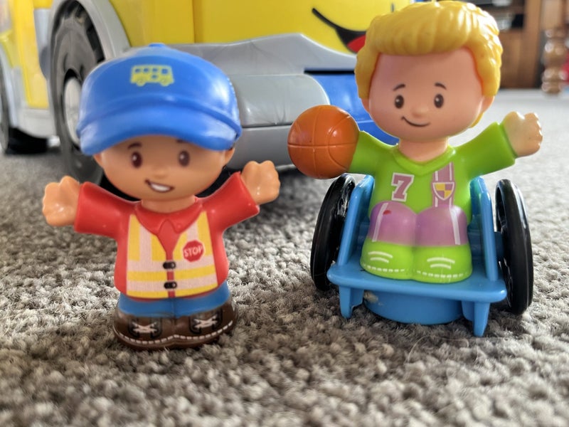 Large Fisher Price Bus with Handle Carousel 4