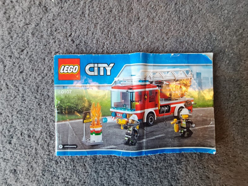 Lego city fire trucks 60107 Carousel 2
