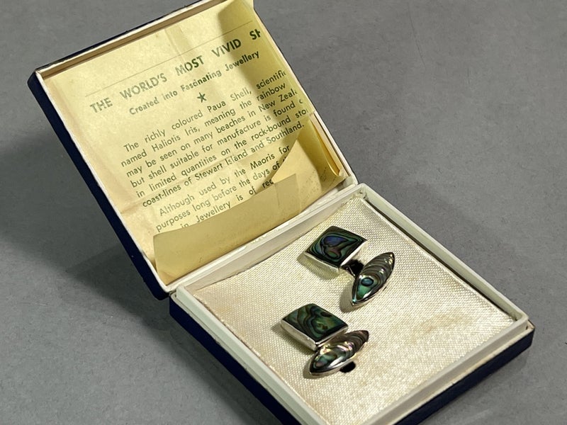 > MaRcH sALe < NZ Disabled Servicemen's League Sterling Cufflinks with Paua Carousel 2
