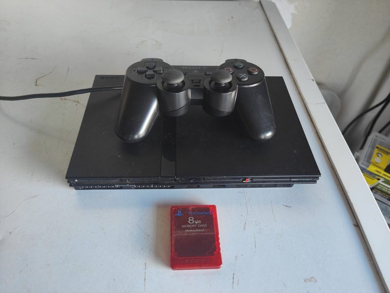 PlayStation 2 slim Carousel 1