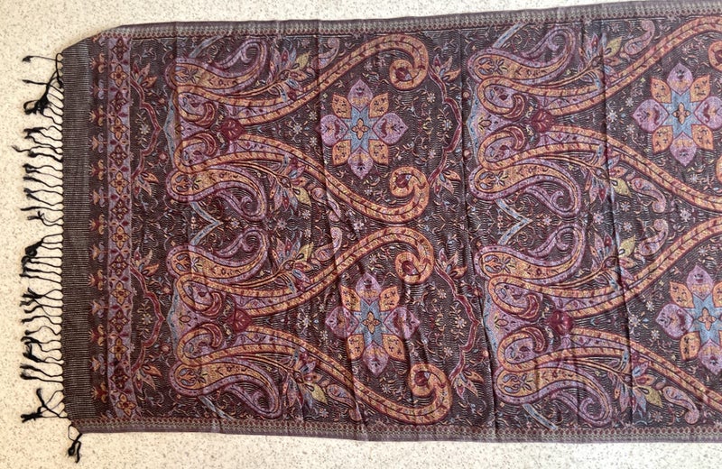 ** VINTAGE PASHMINA ** 1980’s ** VERY SOFT ** MUTED JEWEL ** Carousel 2