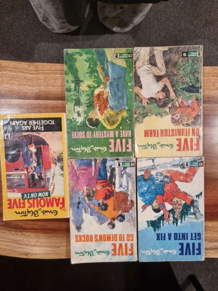 1970's Famous Five collection Carousel 4