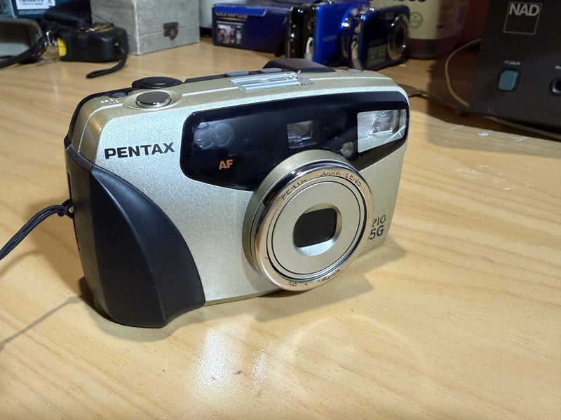 Pentax Espio 105G 35mm Camera Carousel 1
