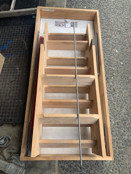 Attic stairs Carousel 1