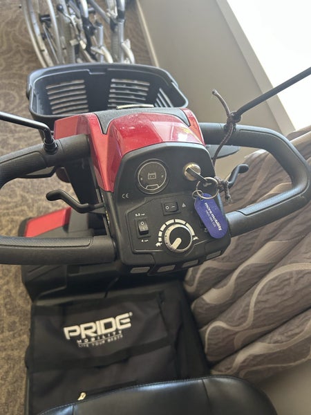 Mobility scooter Carousel 1
