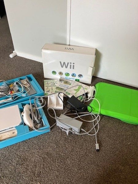 Full Wii set up as per photos with Wii fit and extras Carousel 2