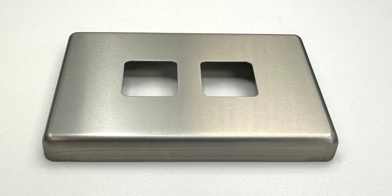 600 Series 2-Gang Cover Plate Switch (F8 Shelf) Carousel 2
