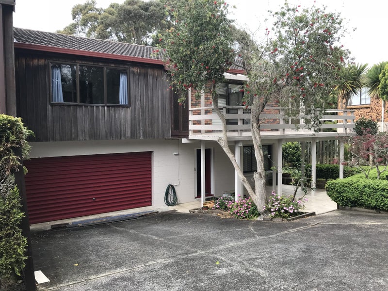 Image 1 of 18