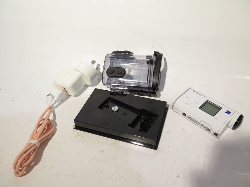 Sony FDR-X1000V/W 4K Action Cam GPS Carousel 4