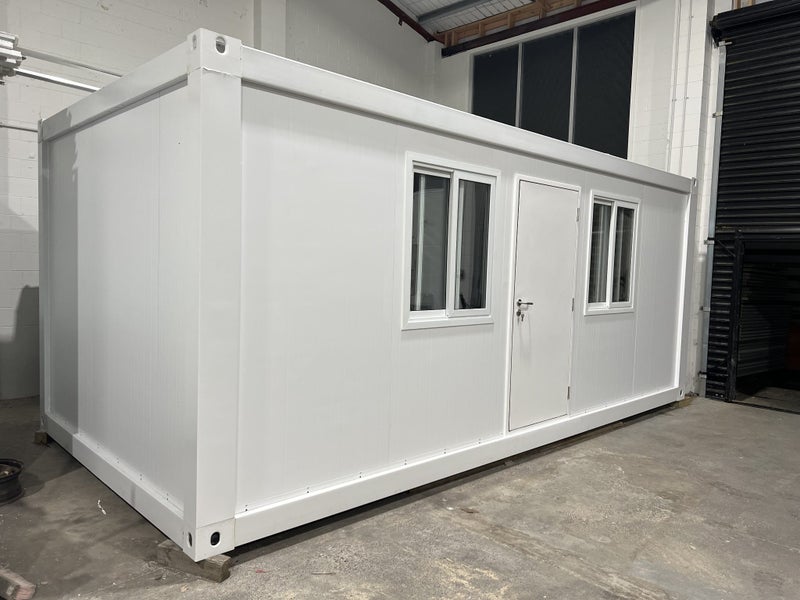 Portable cabin with toilet Carousel 1