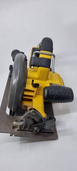 Dewalt 54V XR Flexvolt 184mm Circular Saw (Tool Only) (DCS575N-XE Carousel 2