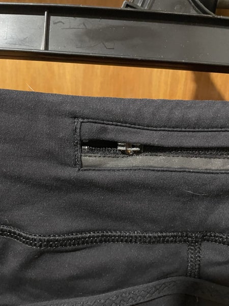 Lululemon Women’s Tights Size 4 Carousel 3