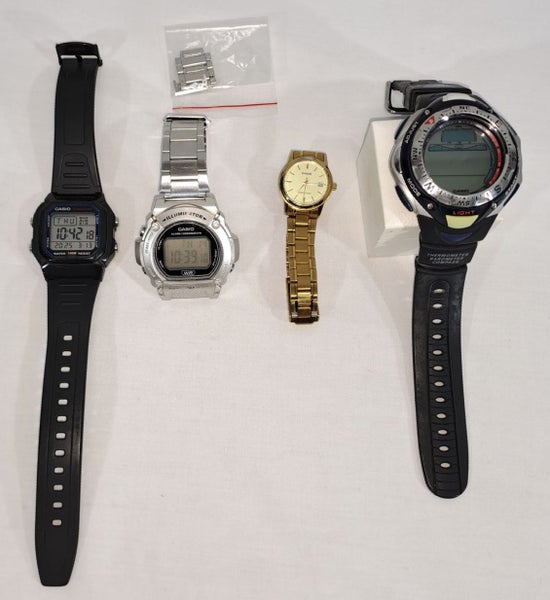 4x Casio Used Watches Carousel 1