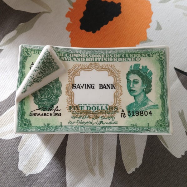Antique Queen Elizabeth china moneybox Carousel 1