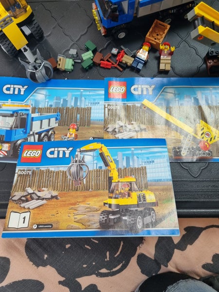 Lego City 60075 Excavator and Truck Carousel 5