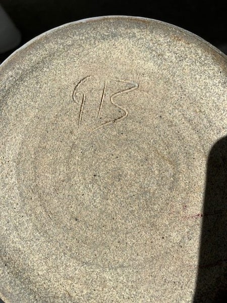 Beautiful large Kerikeri pottery vase, possibly a Peter Shearer . Carousel 6