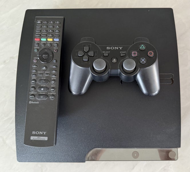 PlayStation 3 Slim 160GB - Black (CECH-2501A) USA Carousel 1