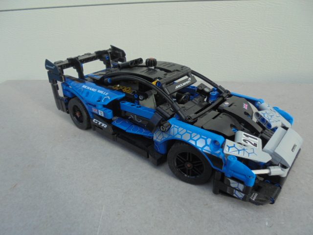 +-+- LEGO - McLAREN SENNA - 42123 -+-+ Carousel 2