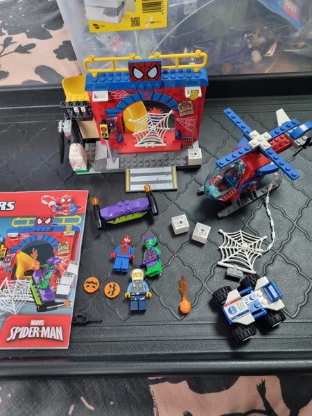 Lego Juniors 10687 Spiderman Highout Carousel 1