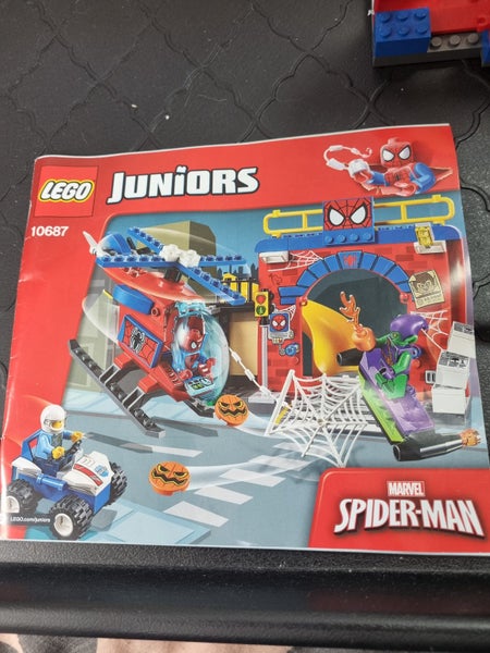 Lego Juniors 10687 Spiderman Highout Carousel 5