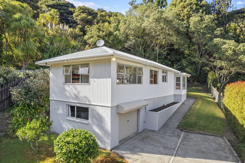 Image 1 of 20
