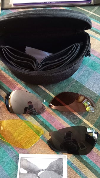 RAPID MODEL GLASSES 4 pairs spare lens. Carousel 2