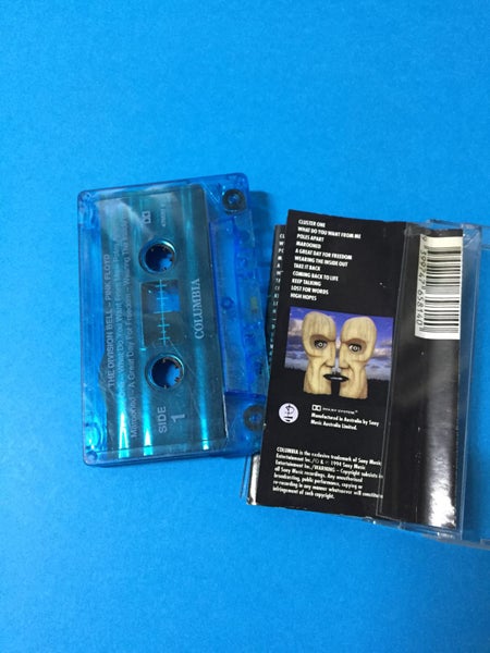 Pink Floyd: The Division Bell (Cassette) Carousel 3