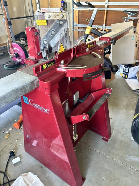 Cassese Guilotine Carousel 1