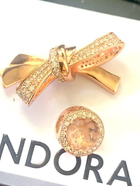 Pandora Rose Gold Oversize Bow Charm62863852854146113