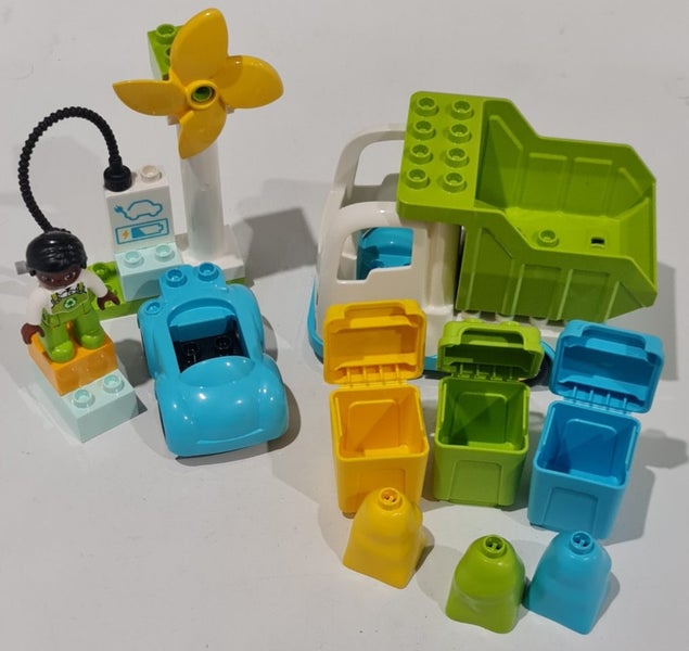 Duplo Rubbish Truck & Electric Car Set ^ Carousel 2