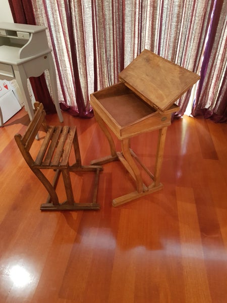 Vintage school desk reproduction Carousel 6