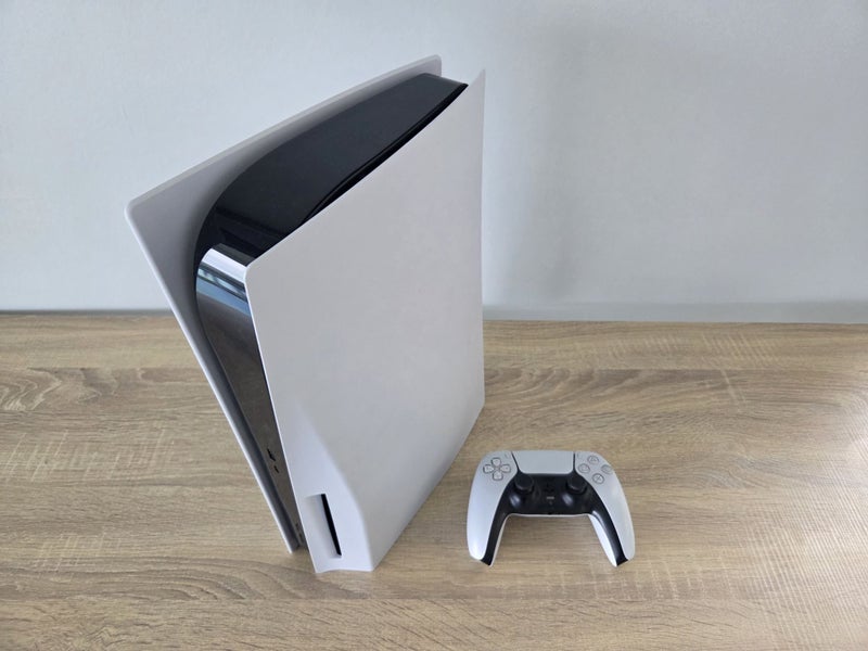 PS5 Disc Console + Controller Carousel 2