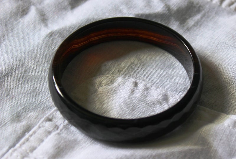 Onyx Bangle Carousel 4