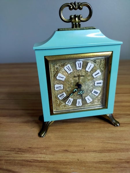 Vintage Windup Europa 2 Jewels Alarm Clock Carousel 1