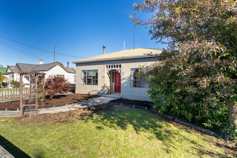 Image 1 of 20
