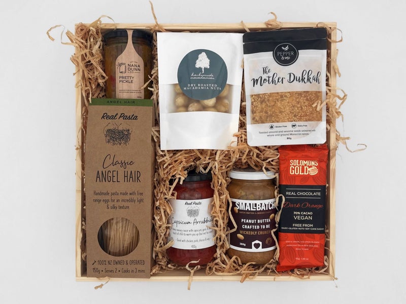Bountiful Bay Of Plenty Gift Box Carousel 1