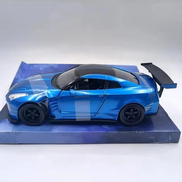 Jada 1:24 R35 Alloy Car Model Holiday Gifts Toys, K-GT-R R35 Carousel 1