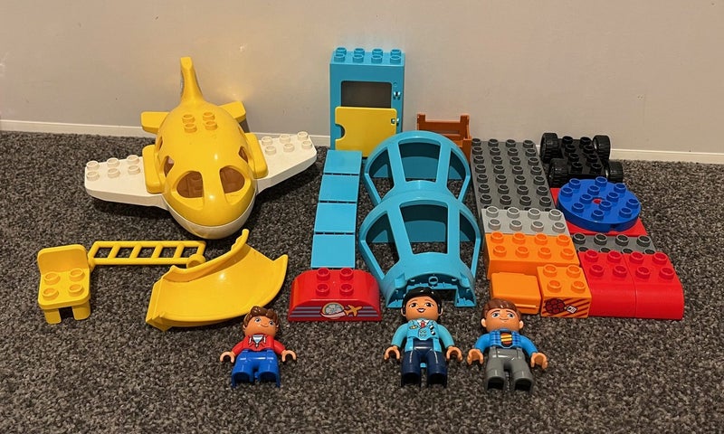 Duplo Airport Carousel 2