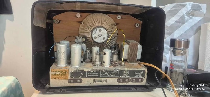Can use old tube radio normally Carousel 4