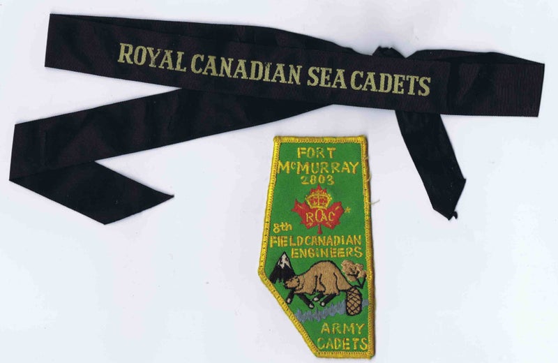 4 x Royal CANADIAN Armoured Corps CADET Camp & Royal Canadian SEA CADET Insignia Carousel 2