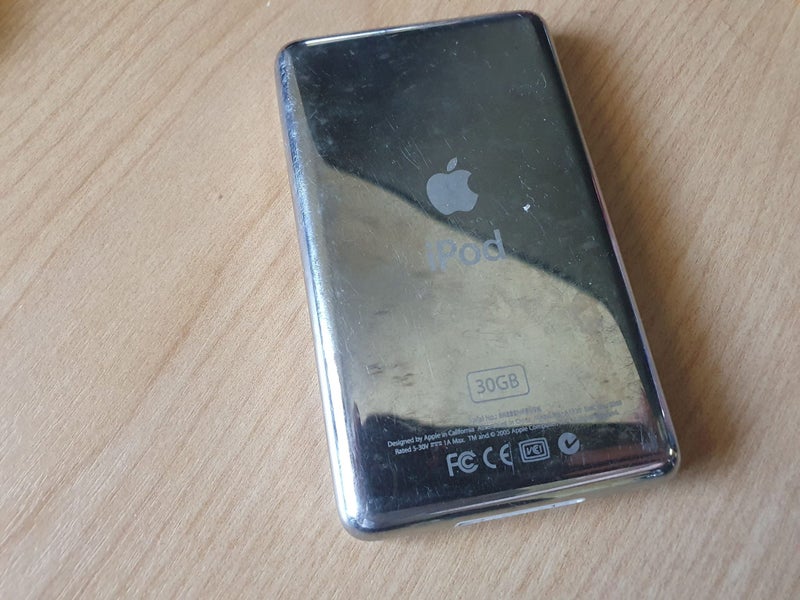 iPod Classic 5th Gen 128gb Carousel 3