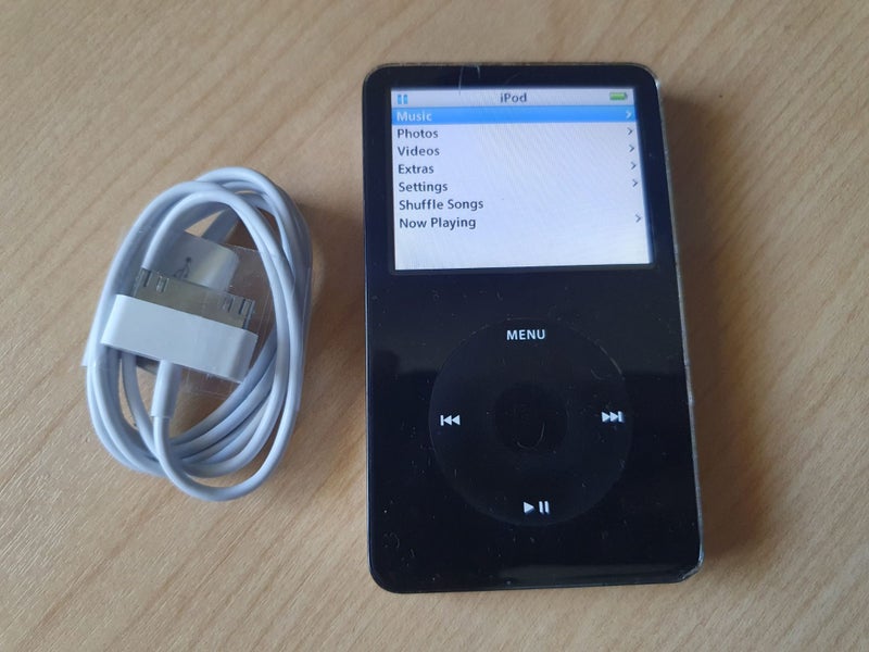 iPod Classic 5th Gen 128gb Carousel 1