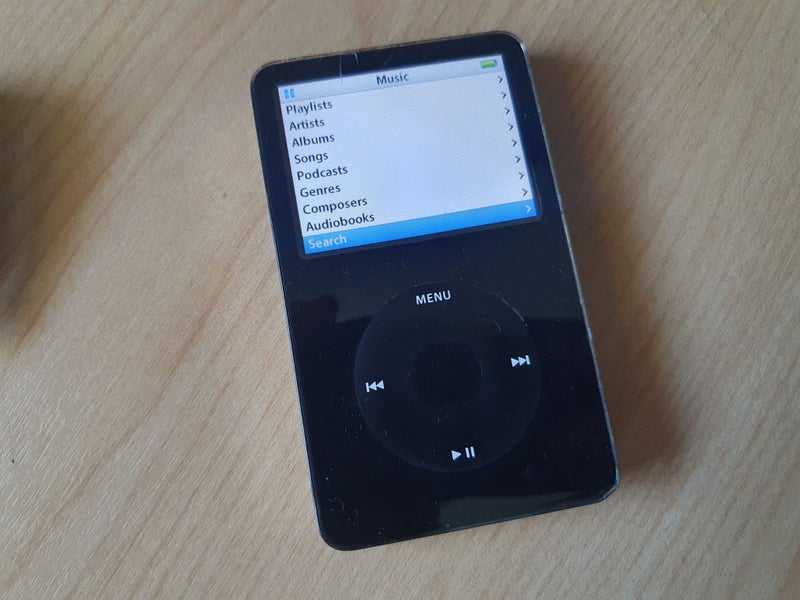 iPod Classic 5th Gen 128gb Carousel 2