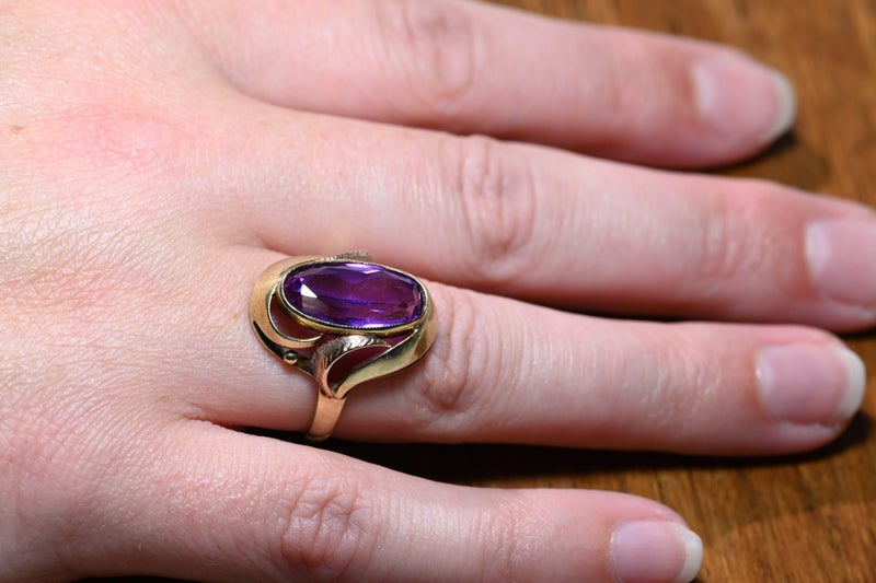 Amethyst Ring 14kt Gold Art Noveau Carousel 10