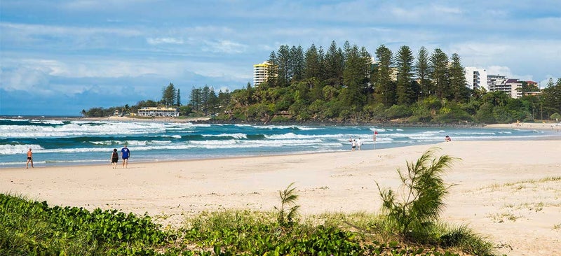 7 night Coolangatta Beachfront Apartment - Sleeps 6 - $225 per night Carousel 1