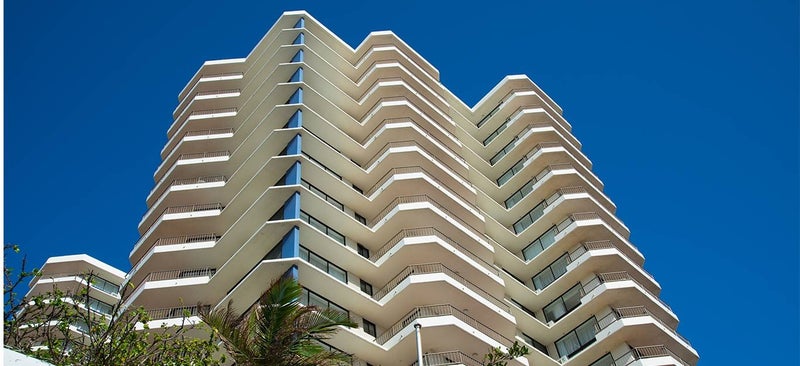 7 night Coolangatta Beachfront Apartment - Sleeps 6 - $225 per night Carousel 2