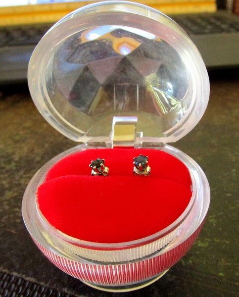*** VERY LOVELY DARK BLUE SAPPHIRE STUD EARRINGS *** Carousel 2
