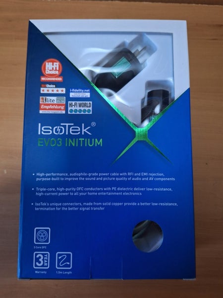 Isotek Evo3 Initium Power Cable Carousel 1