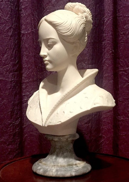 Italian ARNALDO GIANNELLI «BUST of a WOMAN»/ «BUST of a LADY» in a MEDICI COLLAR Carousel 2