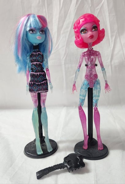 Monster High - Ice & Blob Girls Carousel 1